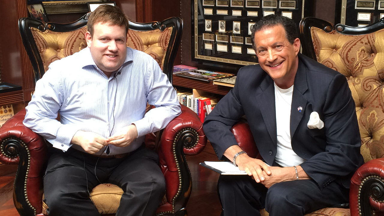 FRANK LUNTZ